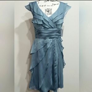 Liliana Sleeveless Tiered Ruffle V-neck Dress